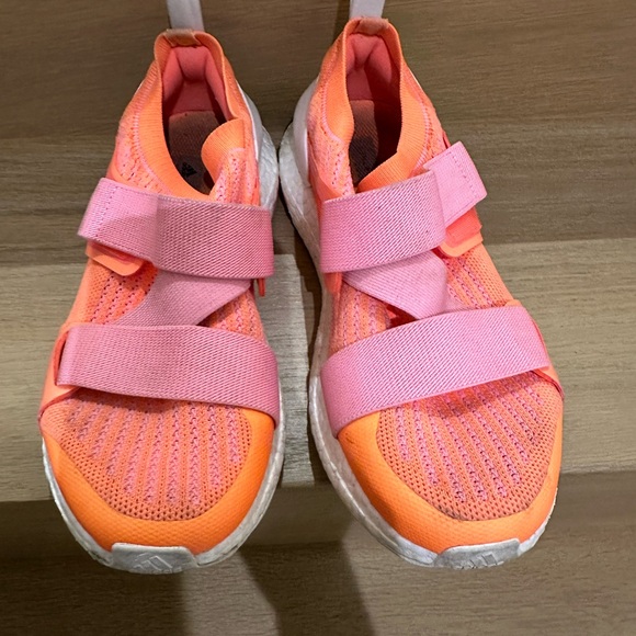 Stella McCartney sneaker size 7 - Picture 2 of 7